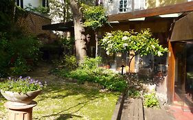 Maison D'hôtes Bed & Bamboo À